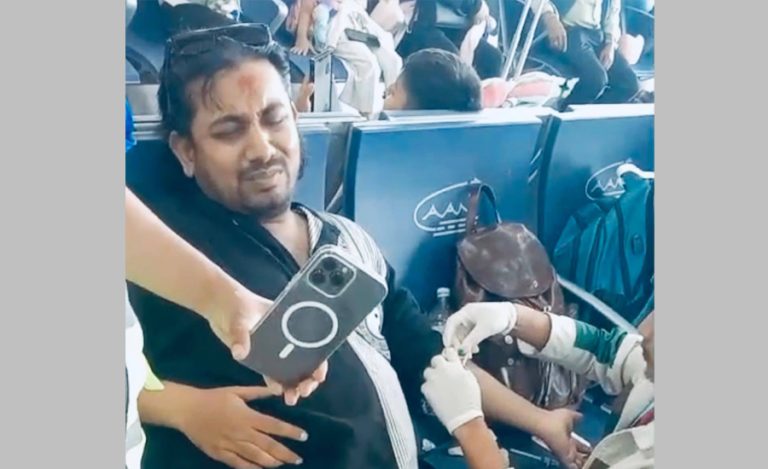 खेम सेन्चुरी अस्पताल भर्ना, एयरपोर्टबाटै केएमसी लगियो