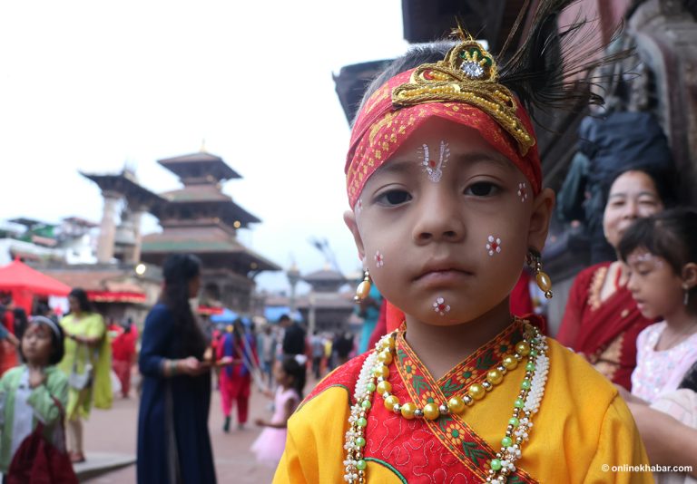 श्रीकृष्ण जन्माष्टमीको उल्लास (तस्वीरहरू)