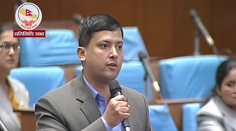 सरकारको कामले प्रचण्डको मुख टालिएको छ : महेश बर्तौला