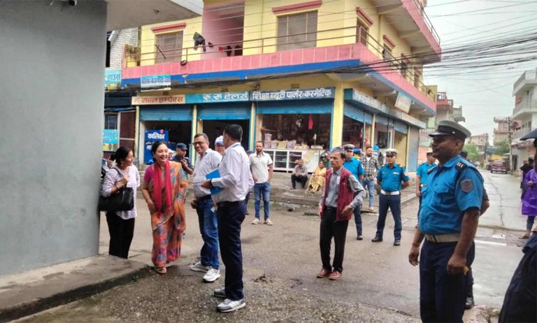 रवि लामिछाने रहेको कारागारको अनुगमन गर्दै मानव अधिकार आयोगको टोली