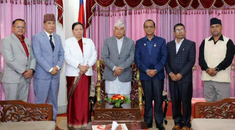 विधेयक संशोधनको माग गर्दै नेसनल प्याब्सन टोलीले भेटे राष्ट्रपतिलाई