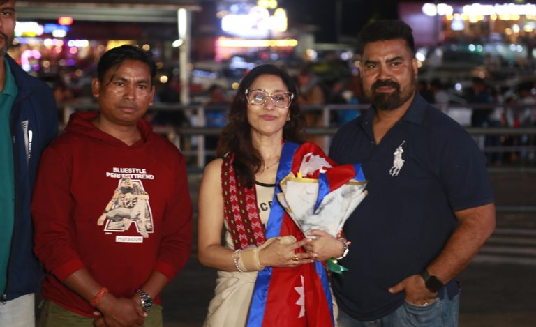 फिल्म खेल्न काठमाडौं आइपुगिन् निरुता, ‘३६ को आँकडा’को छायांकन सुरु