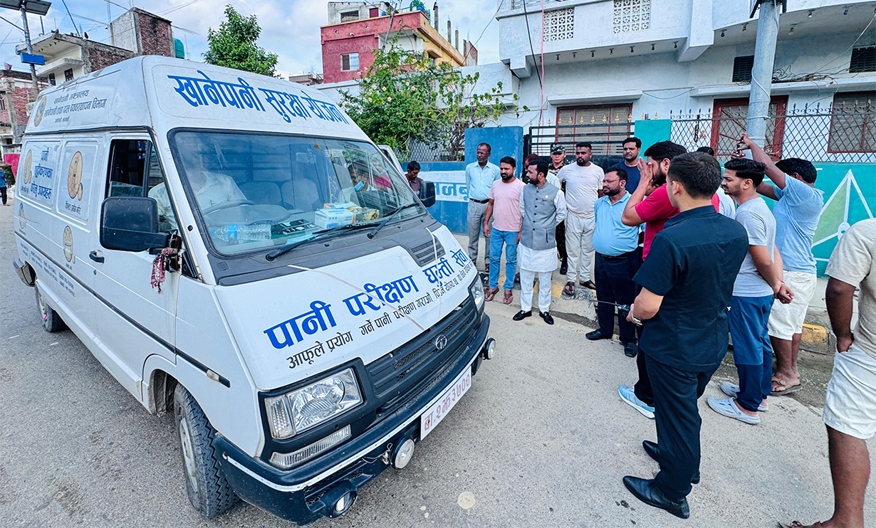 वीरगञ्जका ११ ठाउँबाट पानीको नमूना संकलन, प्रयोगशालाको रिपोर्ट आज आउने