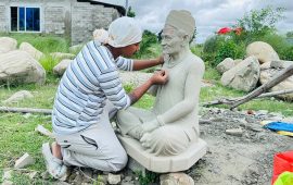 स्वदेशमै रमाइरहेका यी जवान, जो ढुंगामा जीवन भर्छन्