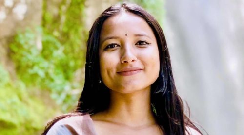 तिमीले ‘देश’ भन्दा, म ‘सुदूर’ सम्झिन्छु