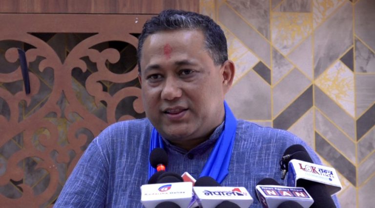 रास्वपाको १९० सिट आउने भएर कांग्रेस-एमालेको मनमा ढ्यांग्रो पिट्न थाल्यो : खनाल