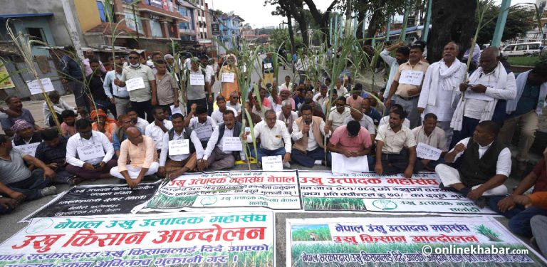 पहिला उद्योगीसँग लड्थे, अब सरकारसँग लड्दै उखु किसान