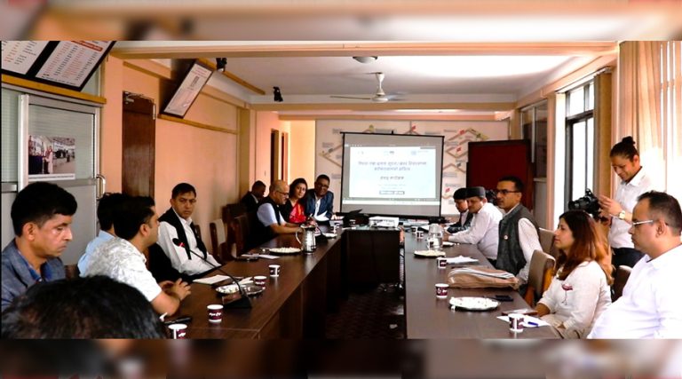‘भ्रामक सूचना रोक्न व्यक्ति स्वयं जिम्मेवार हुनुपर्ने’