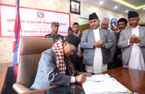 कृषि इन्जिनियर परियार बने कृषिमन्त्री, गर्लान् किसानका समस्या सम्बोधन ?