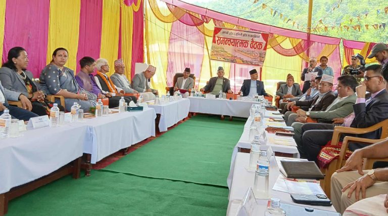 कालीगण्डकी किनारमा गण्डकी र लुम्बिनी सरकारको बैठक, साझा घोषणापत्र जारी गरिँदै