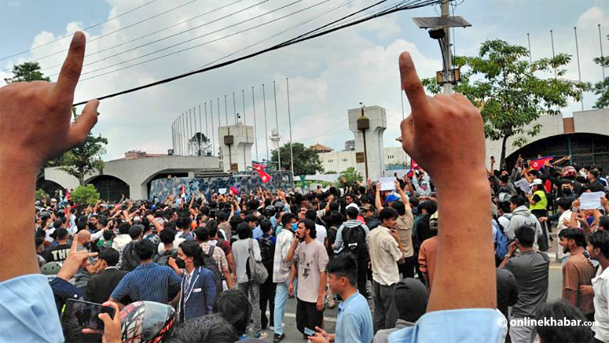 Zen-G Protest ICON Photo