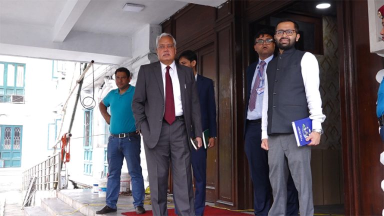 भारतीय राजदूतले भेटे ऊर्जामन्त्री घिसिङ