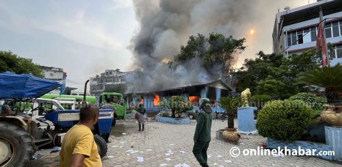 जेनजी प्रदर्शन :  इटहरीमा प्रहरीले चलाएकाे गाेली लागेर २ जनाकाे मृत्यु