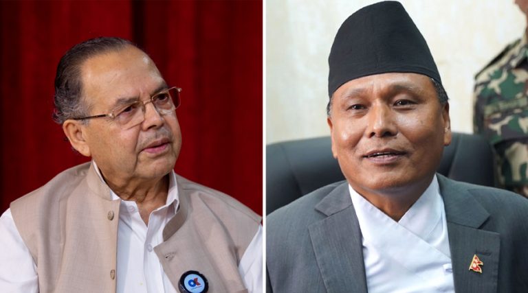 झलनाथ पत्नीको स्वास्थ्यबारे कुलमानले लिए फोनबाट जानकारी