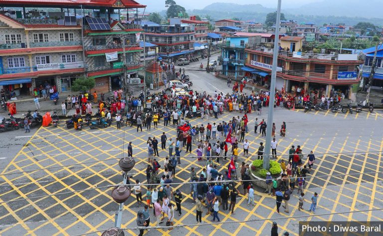 समाजको मनोबल बढाउन जेन-जीसहितले थाले बस्तीमा गस्ती