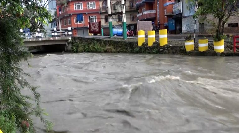 काठमाडौं उपत्यका आसपासका नदीहरूमा बाढी
