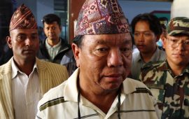 शिक्षकहरूलाई मन्त्री पुनले भने – २४ सै घण्टा चुनाव प्रचारमा लागेर पढाउन नछोड्नू