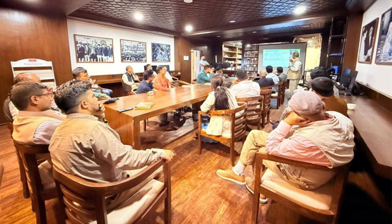 कांग्रेस मुख्यालयमा मुद्दा केन्द्रित बहस : पुस्तकालयमा बढ्दै चहलपहल