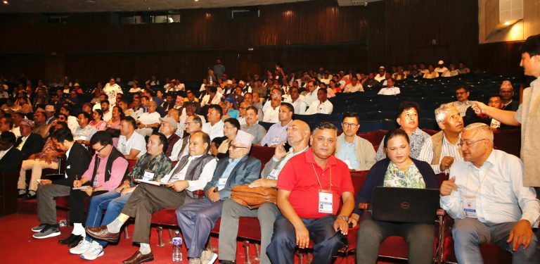 माओवादीमा समूहगत निष्कर्ष प्रस्तुत गर्ने क्रम जारी