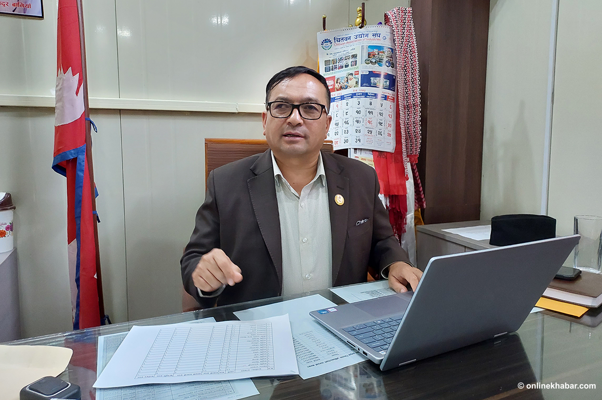 बागमतीका अर्थमन्त्रीलाई प्रश्न : १० लाखका योजना पनि ठेकदारलाई दिँदा कार्यकर्ता रिसाउँदैनन् ?