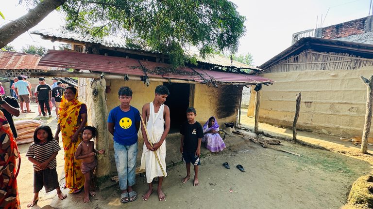 जसलाई गरिबीले पलपल मारिरहेको छ