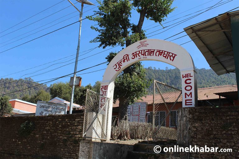 रेसुङ्गा नगरपालिकाले गुल्मी अस्पतालका ६ जना डक्टरलाई प्रोत्साहन भत्ता दिने