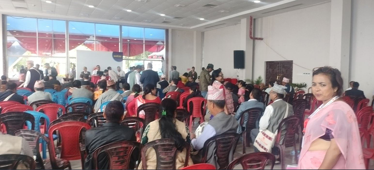 एमाले विधान महाधिवेशन : सांसद कतिपटक बन्न पाउने तय गर्न प्रस्ताव