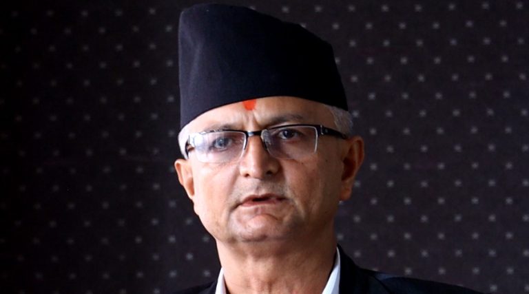 संसद् अनाहक विघटन गर्न हुँदैन थियो : मिश्र