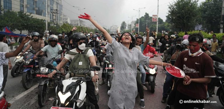 प्रदर्शनपछि जेनजीले मनाउन थाले विजय उत्सव (तस्वीरहरू)