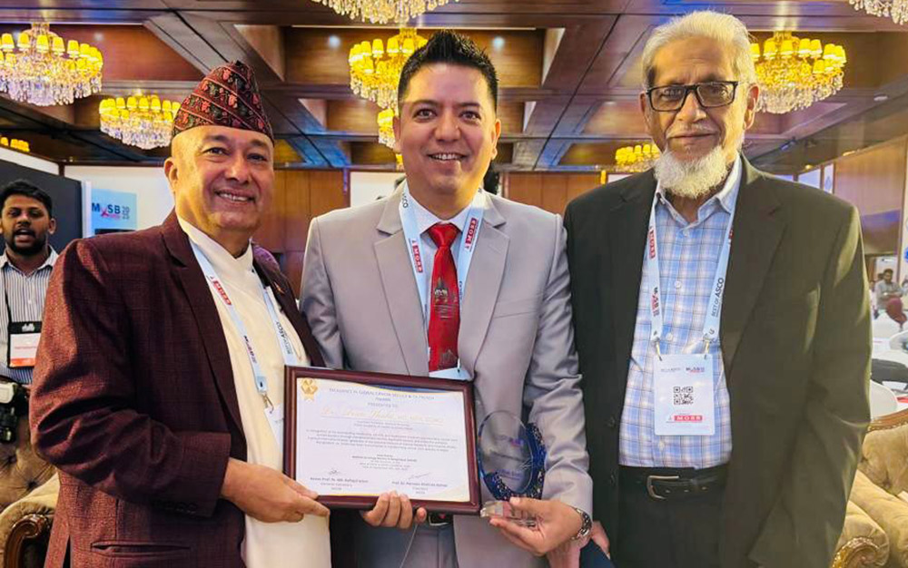 डा.अरुण शाहीले पाए ‘एक्सेलेन्स इन ग्लोबल क्यान्सर सर्भिस’ अवार्ड