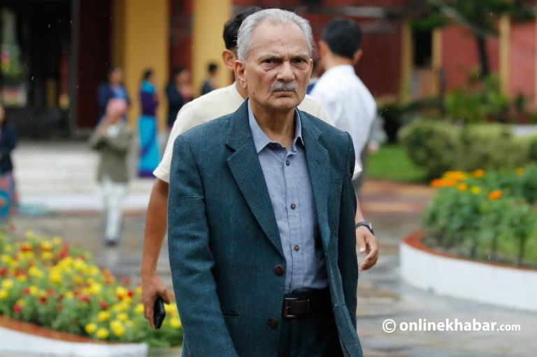 भारत भ्रमणमा जाँदै डा. बाबुराम भट्टराई