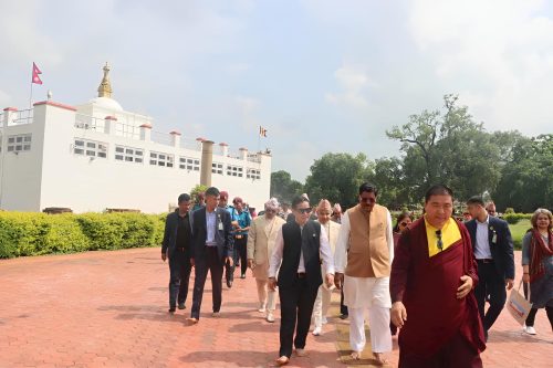 भारतीय प्रधानन्यायाधीश भूषण रामकृष्ण गवईले गरे लुम्बिनी भ्रमण