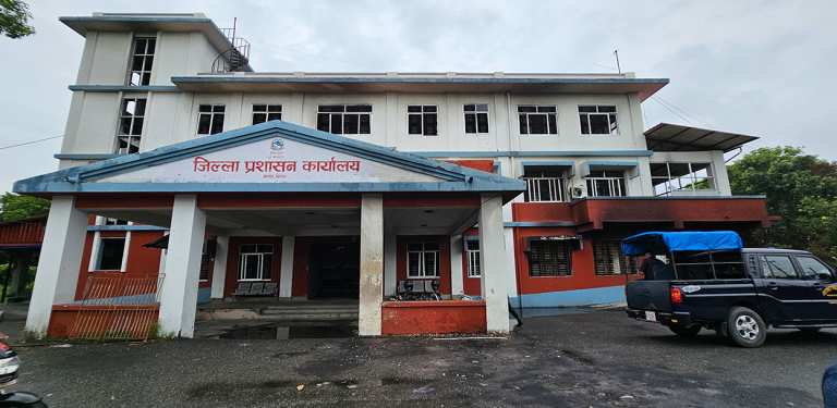 चितवनका ७९ सरकारी संरचना र १६ निजी घरमा क्षति