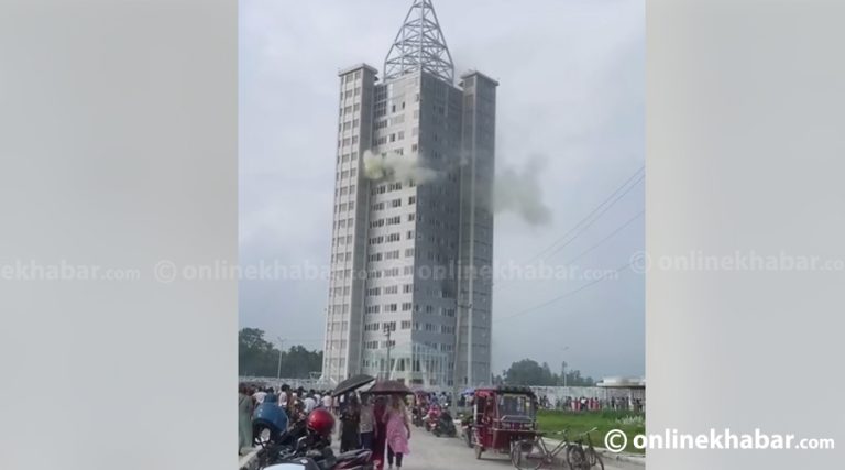 दमक भ्यू टावरमा पनि लगाइयो आगो