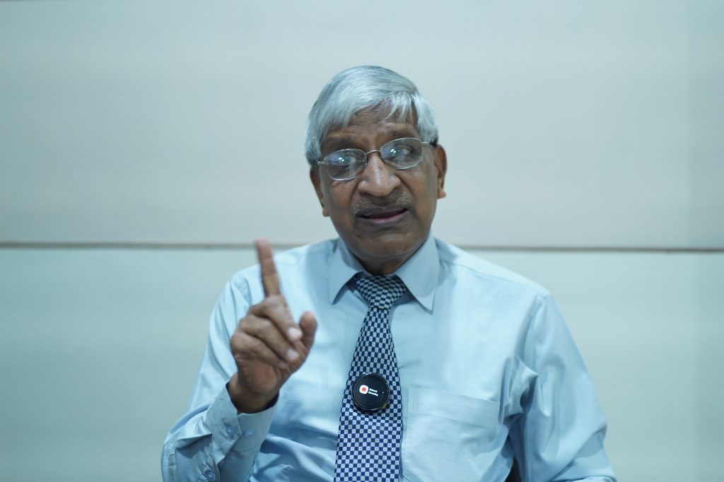 ‘३०औं पटक लाइसेन्स फेल भएका डाक्टरबाट सेवा लिनुपर्ने अवस्था आउन सक्छ’