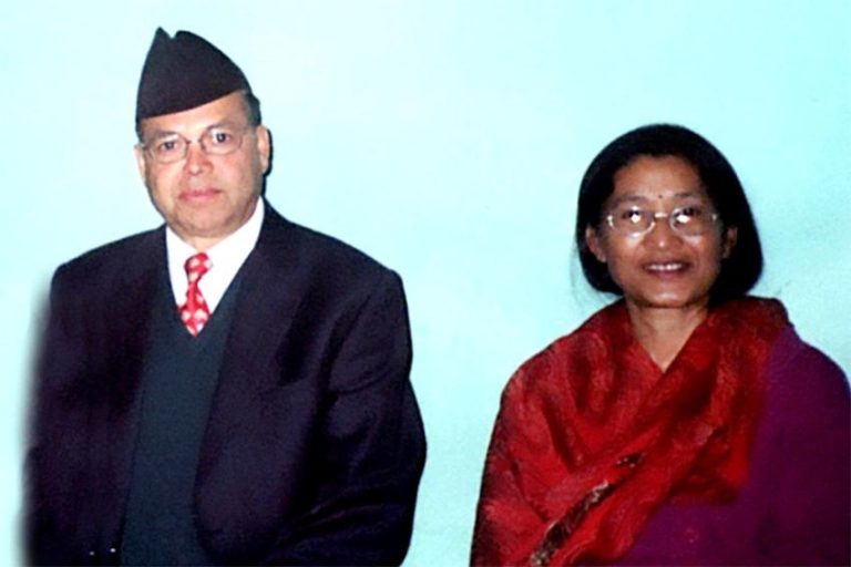 झलनाथ खनाल पत्नी चित्रकारको अवस्था सुधारोन्मुख
