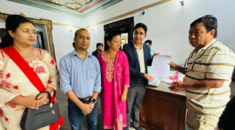 शिक्षामा निजीकरण र व्यापारिकरण अन्त्य गर्न मन्त्री पुनलाई सुझाव
