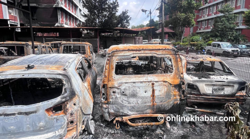 दाङका सरकारी कार्यालयका १८८ सवारीसाधन जलेर नष्ट