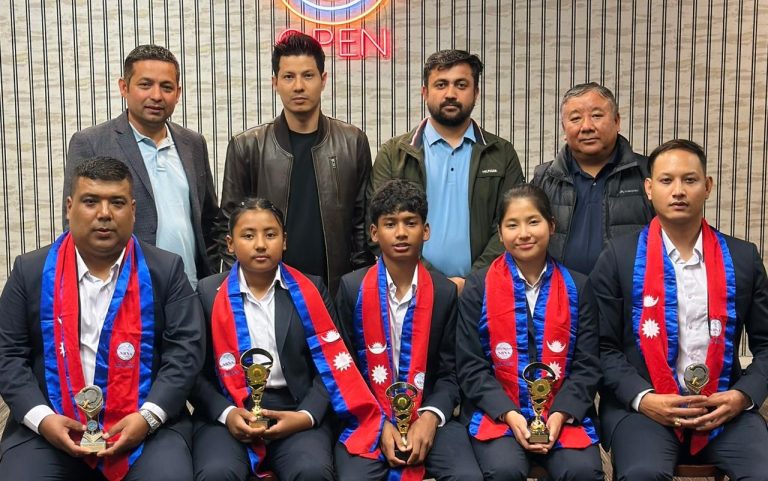 एनआरएनए वेस्टर्न अष्ट्रेलियाद्वारा नेपाली टेबलटेनिस खेलाडी सम्मानित