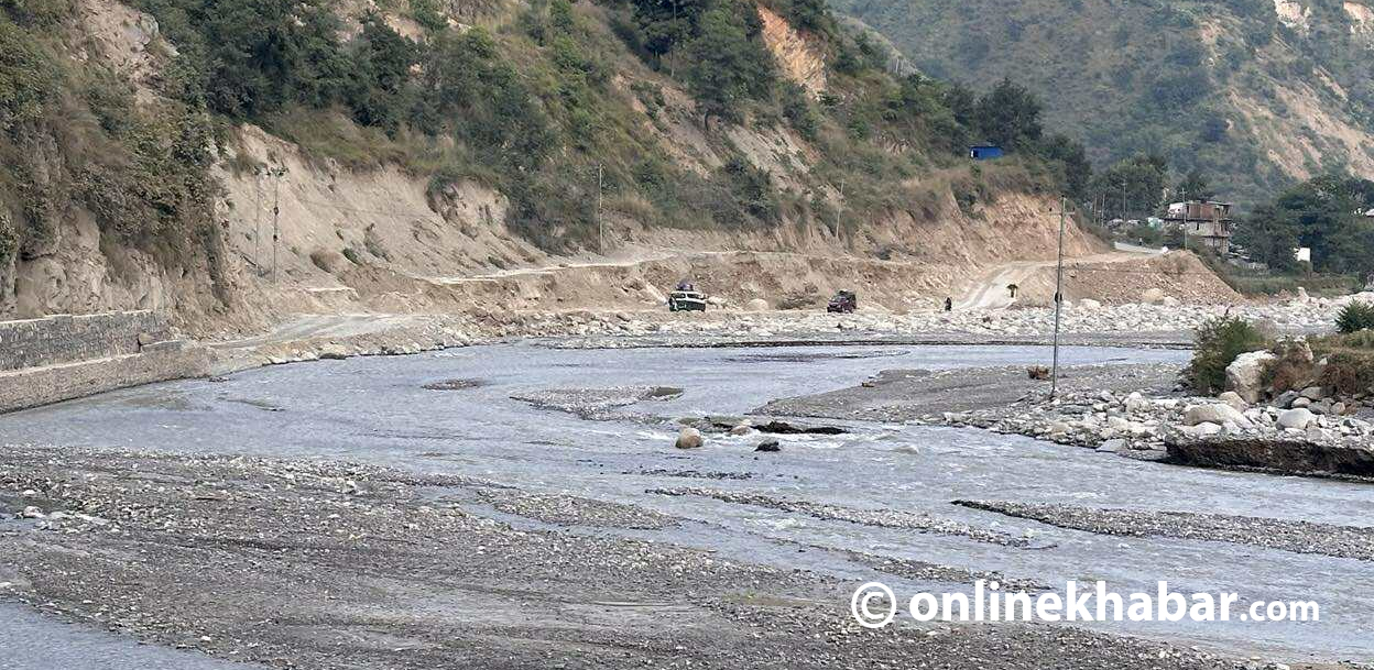 डाइभर्सन बनेपछि यस्तो देखियो बीपी राजमार्ग (तस्वीरहरू)