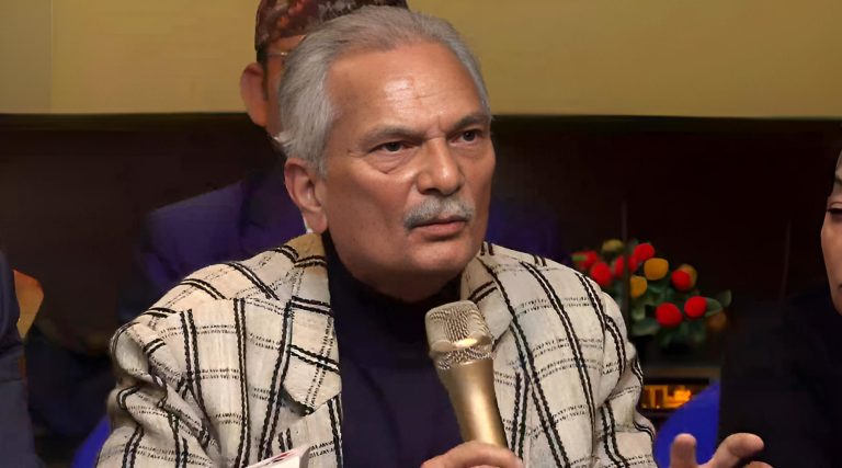 निर्वाचनको विकल्प छैन, नत्र देश अँध्यारो सुरुङमा फस्छ : डा. बाबुराम भट्टराई