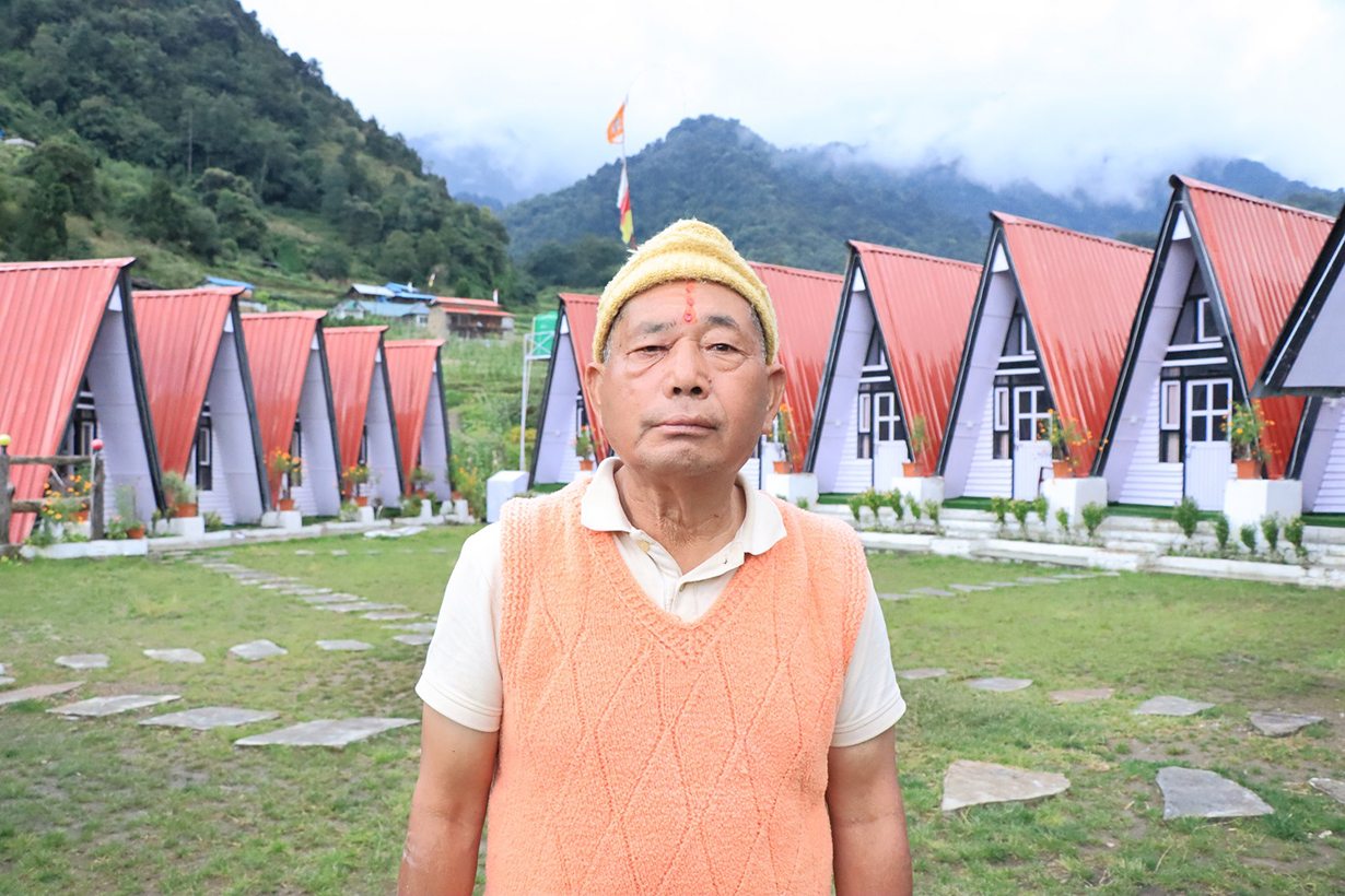 सहर पसेका सन्तानलाई गाउँ फर्काउने बलबहादुरको जुक्ति