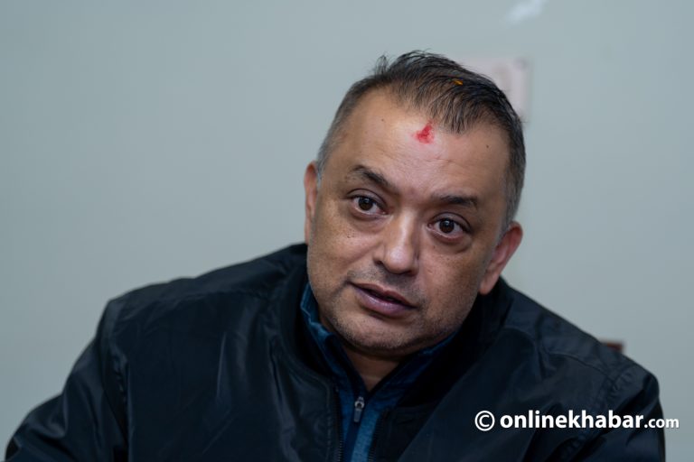 कांग्रेस बैठकमा गगनको प्रस्ताव- मंसिर २७ गते विशेष महाधिवेशन