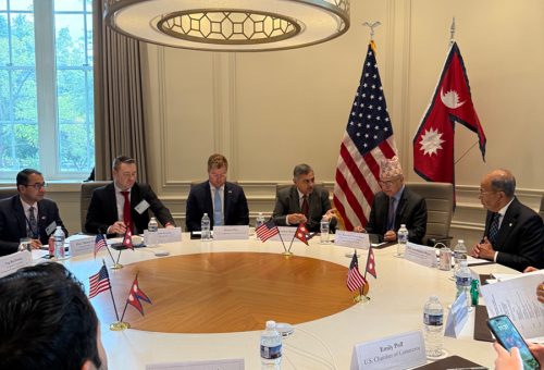 अर्थमन्त्री खनालद्वारा अमेरिका चेम्बर अफ कमर्सको बिजनेस डायलगलाई सम्बोधन