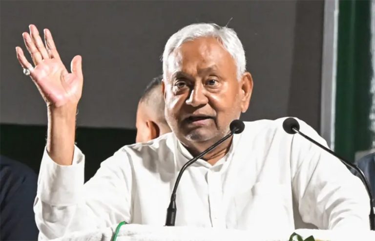 बिहार चुनावअघि जेडीयूका १६ नेताहरू पार्टीबाट निस्कासित