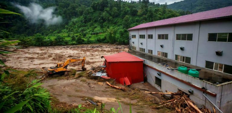 भारी वर्षाले ३२ जलविद्युत आयोजना प्रभावित, इलाममा मात्रै १६ वटामा क्षति