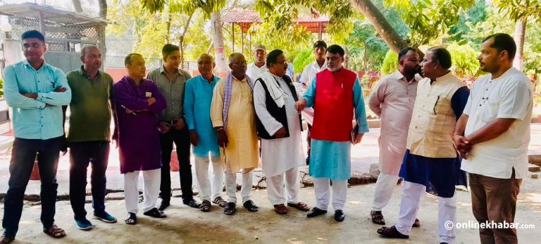 मधेशको मुख्यमन्त्रीमा दावी पेश गर्न ५ दलका नेता प्रदेश प्रमुख कार्यालयमा