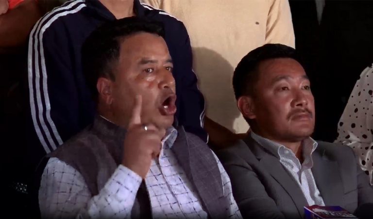 हिम्मत भए केपी ओलीलाई पक्रेर देखाउ : महेश बस्नेत