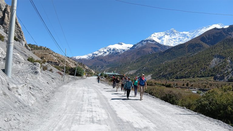 डेढ महिनामा मनाङमा भित्रिए ७ हजार पर्यटक