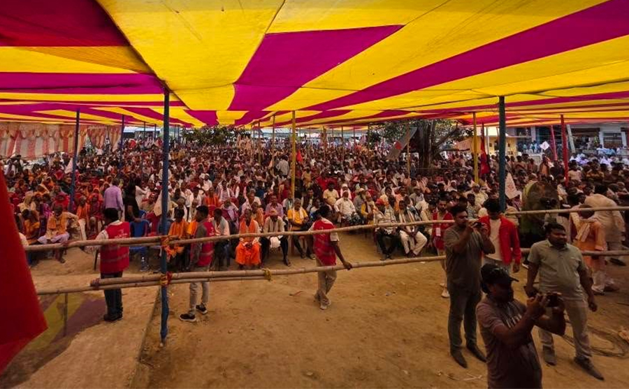 मधेशबाट माओवादी सन्देश : चुनावमा होमिने, युवाको मत तान्ने